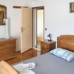 Stunning In With Wifi Apartment
