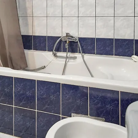 3 Bedroom Amazing In Apartament *